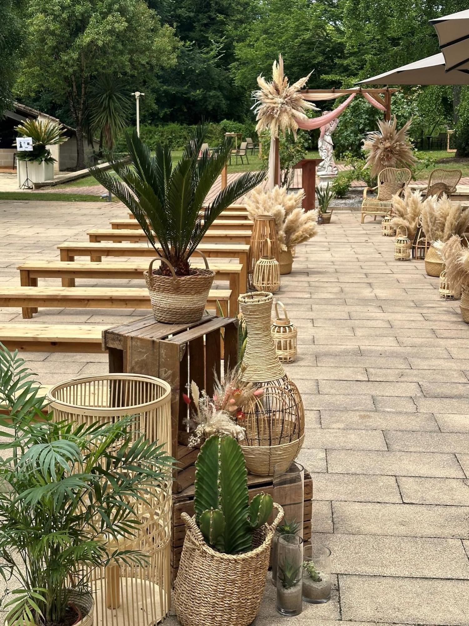 Logis Hotels - Chateau Saint Marcel بُ المظهر الخارجي الصورة